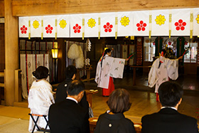 見付天神 矢奈比賣神社（磐田市）で結婚式