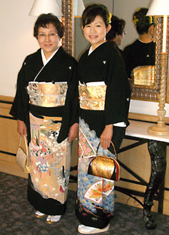 留袖 色留袖レンタル 貸衣装 浜松近郊の神社で結婚式 写真 貸衣装の着付けスタジオ華